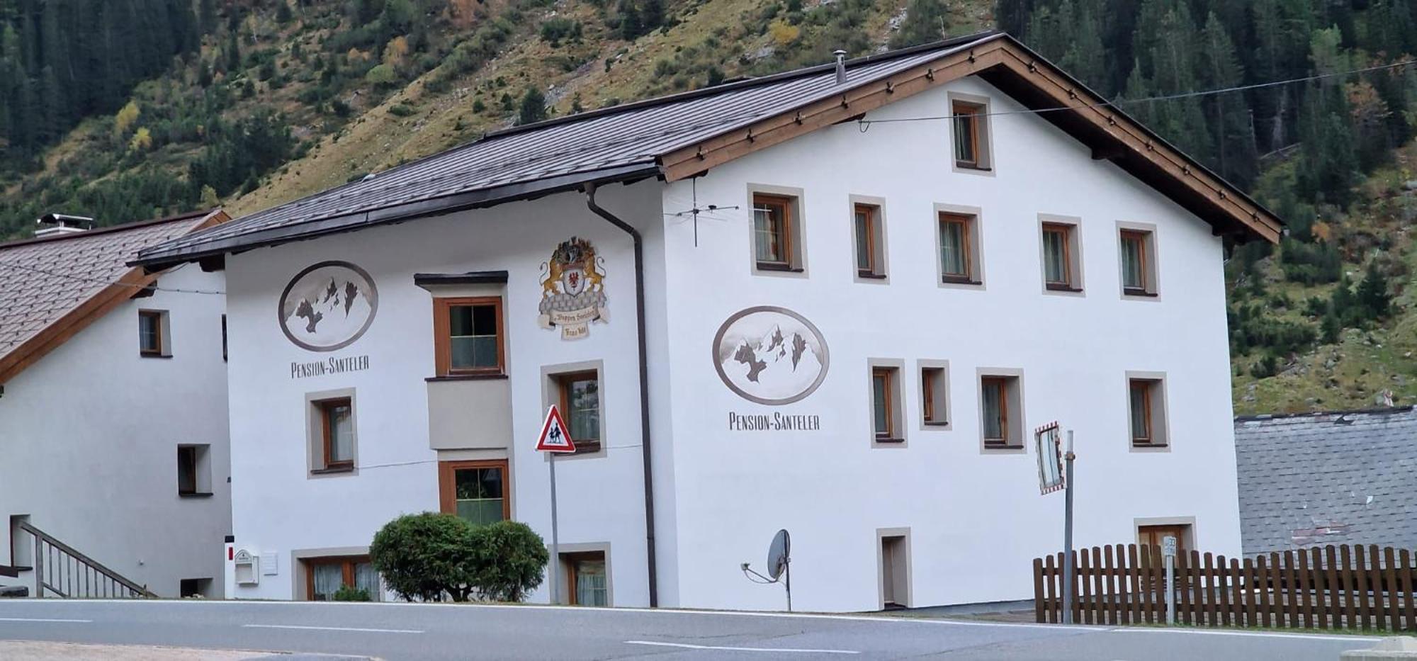 Gasthof Pension Santeler Sankt Leonhard im Pitztal Ngoại thất bức ảnh