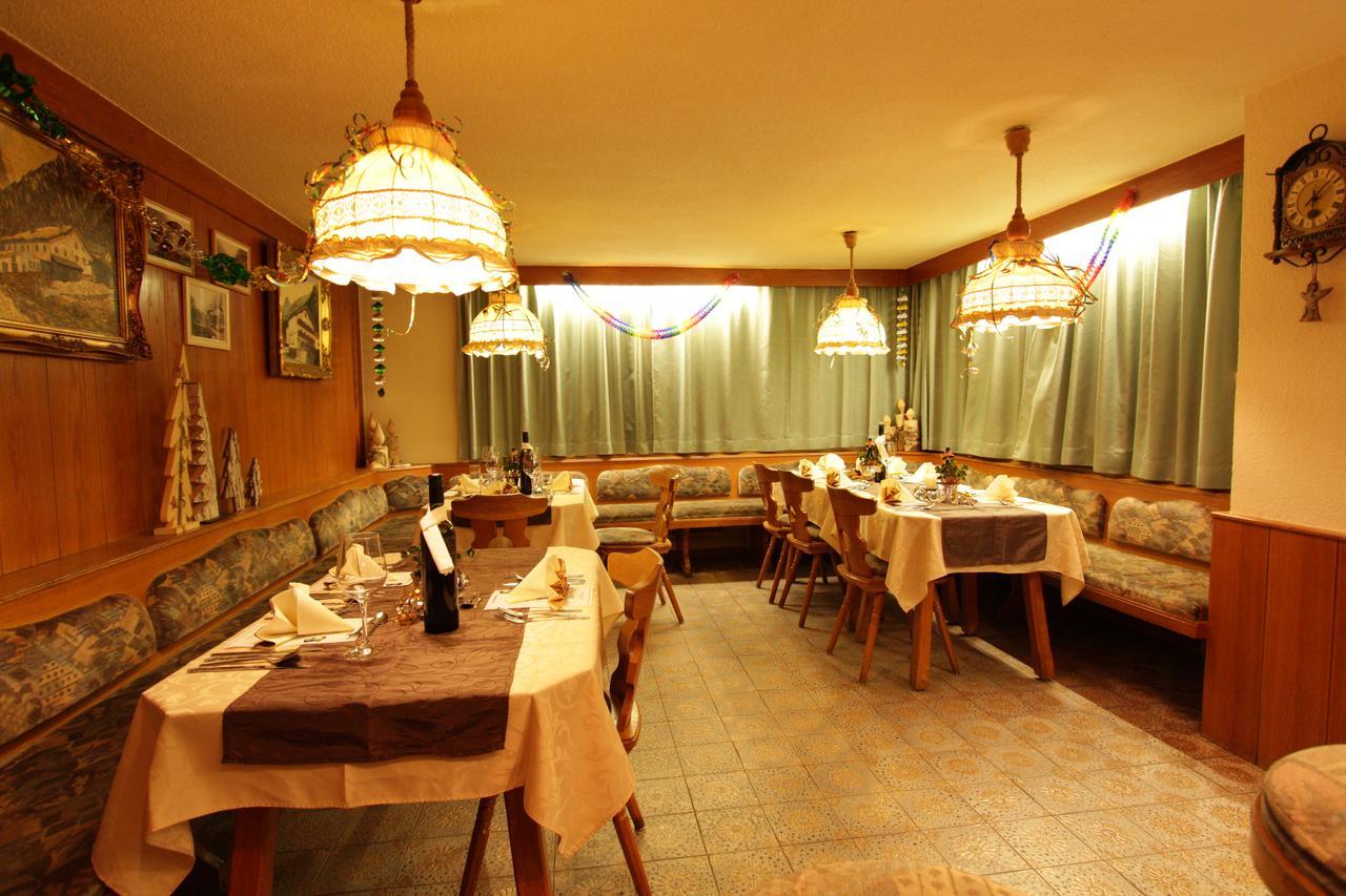 Gasthof Pension Santeler Sankt Leonhard im Pitztal Ngoại thất bức ảnh