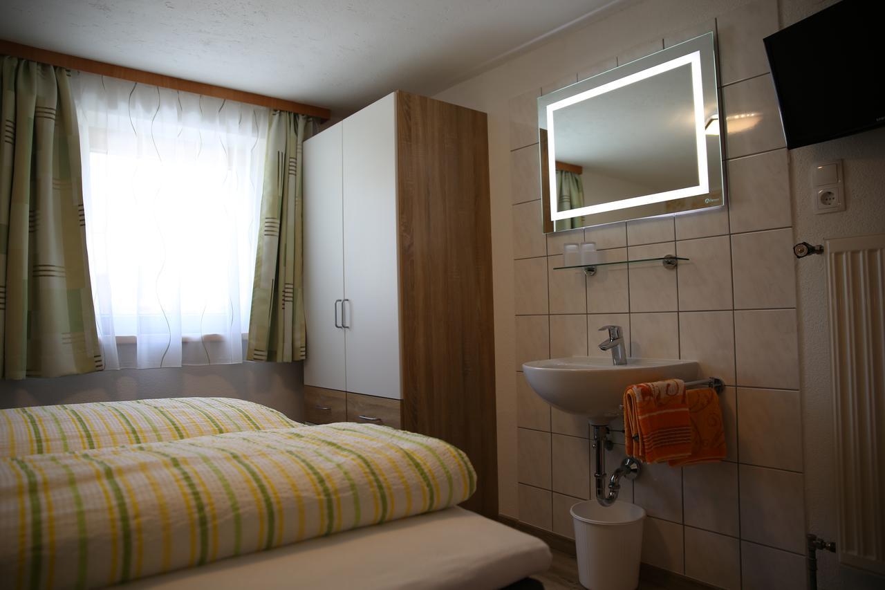 Gasthof Pension Santeler Sankt Leonhard im Pitztal Ngoại thất bức ảnh