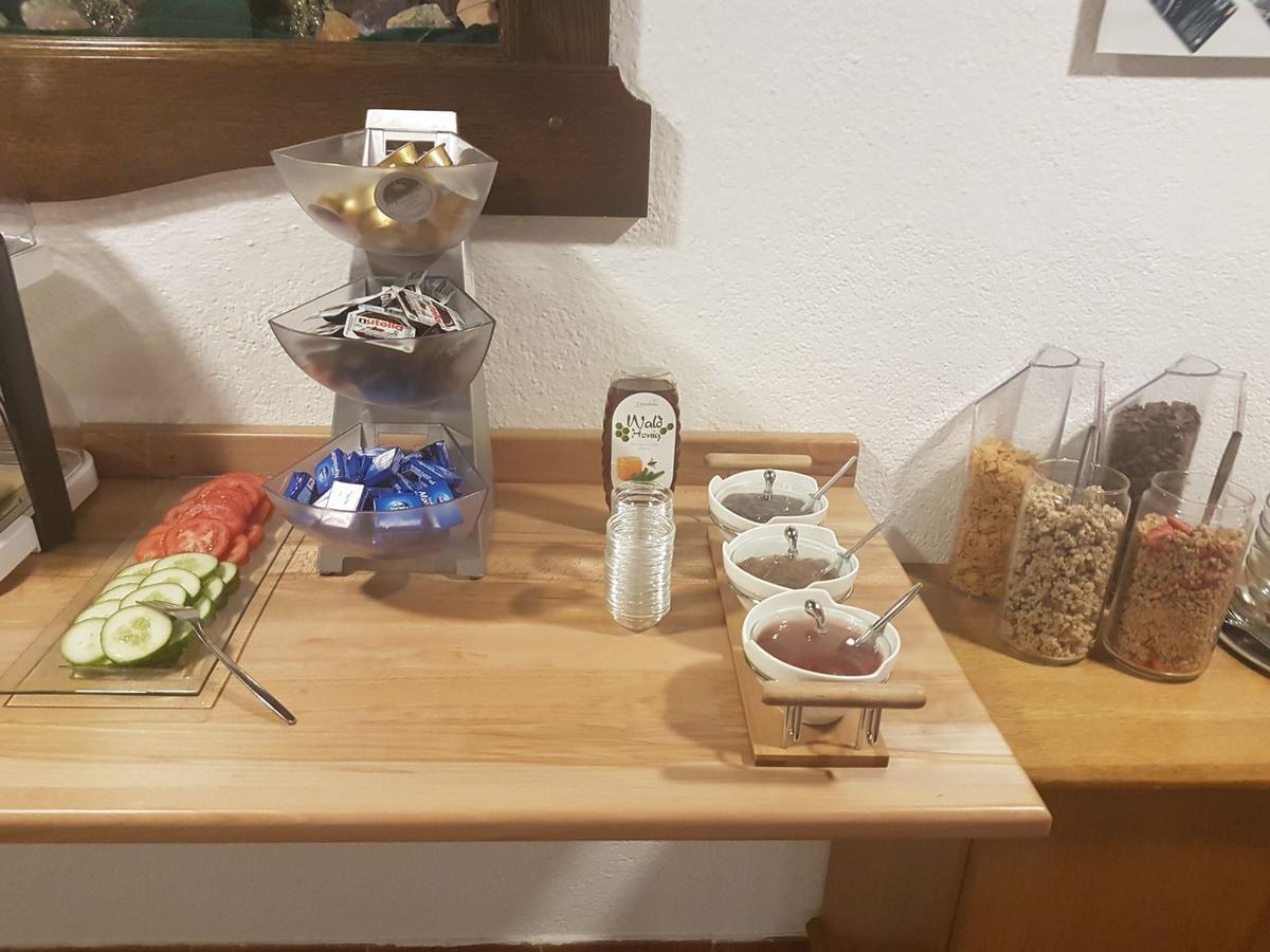 Gasthof Pension Santeler Sankt Leonhard im Pitztal Ngoại thất bức ảnh