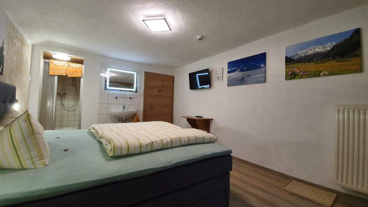 Gasthof Pension Santeler Sankt Leonhard im Pitztal Ngoại thất bức ảnh