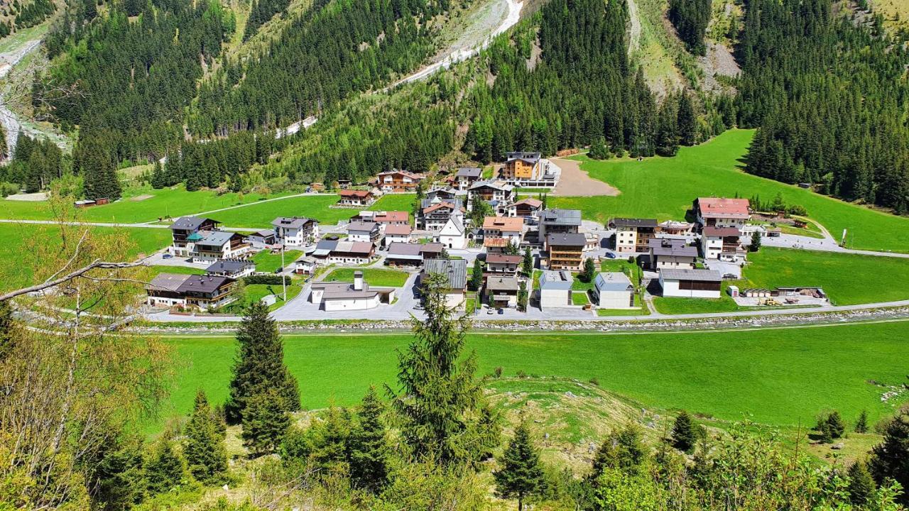 Gasthof Pension Santeler Sankt Leonhard im Pitztal Ngoại thất bức ảnh